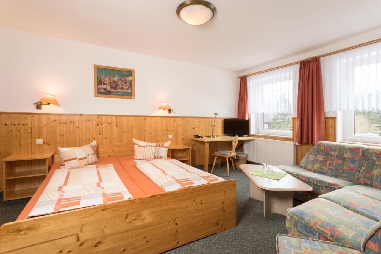 Sportpark Rabenberg Otel Breitenbrunn  Dış mekan fotoğraf