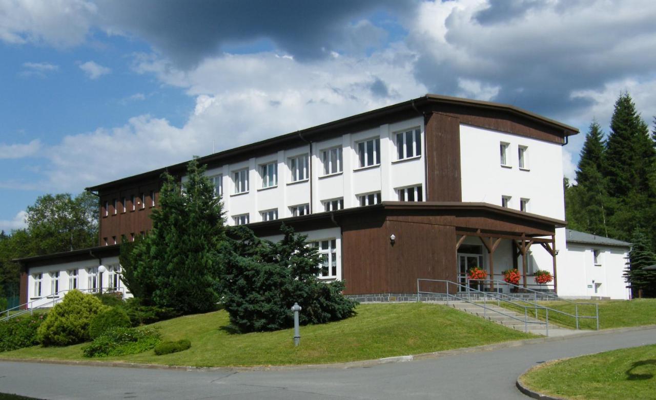 Sportpark Rabenberg Otel Breitenbrunn  Dış mekan fotoğraf